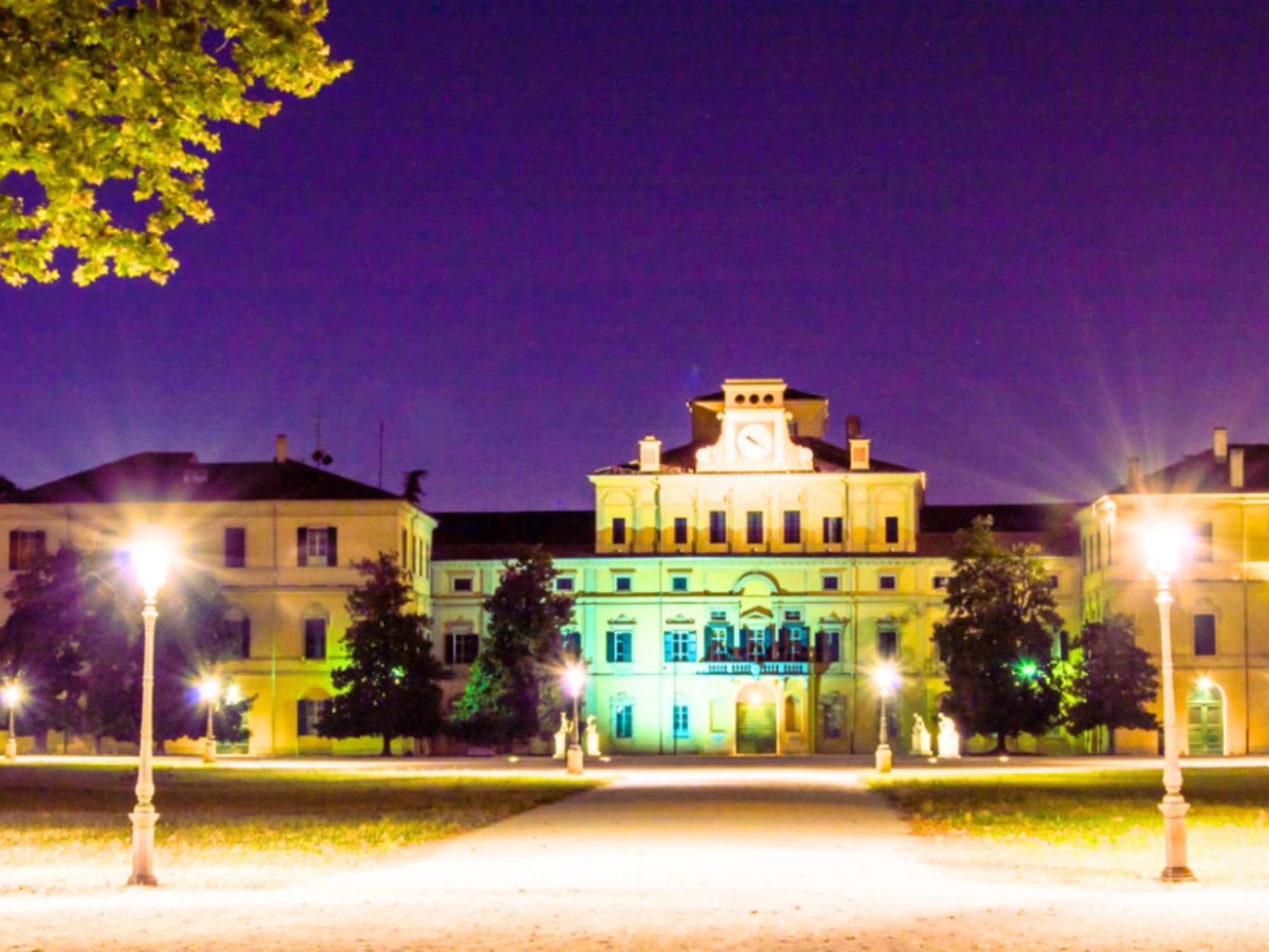 Peppe Home Fontana Del Trianon Parma Kültér fotó